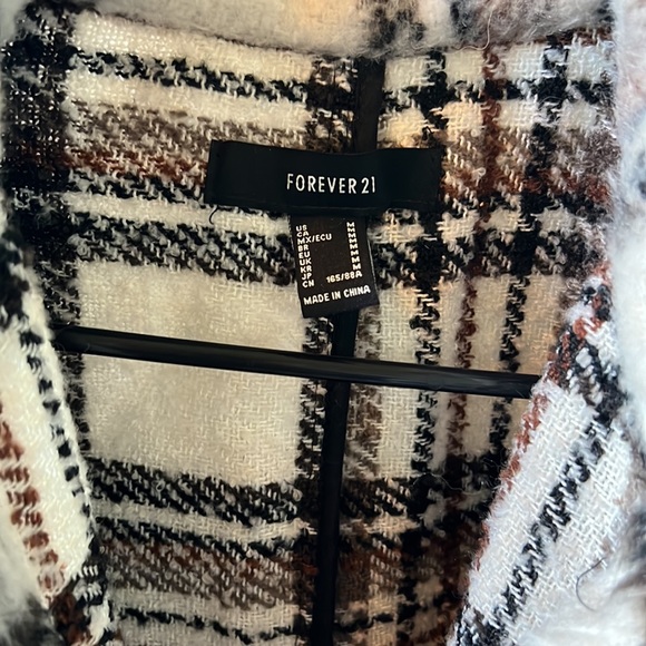 Forever 21 long Shacket - Picture 2 of 5